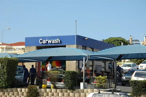 Expert Mobile Car Wash Services for a Showroom Shine